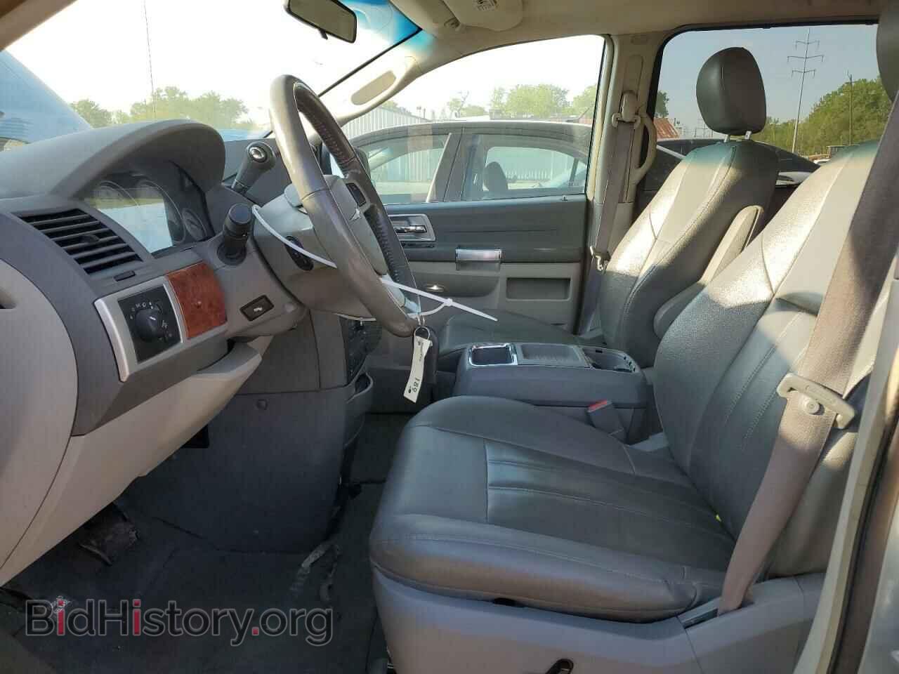 2008 CHRYSLER MINIVAN - VIN: 2A8HR54P08R607152 - Фото 7