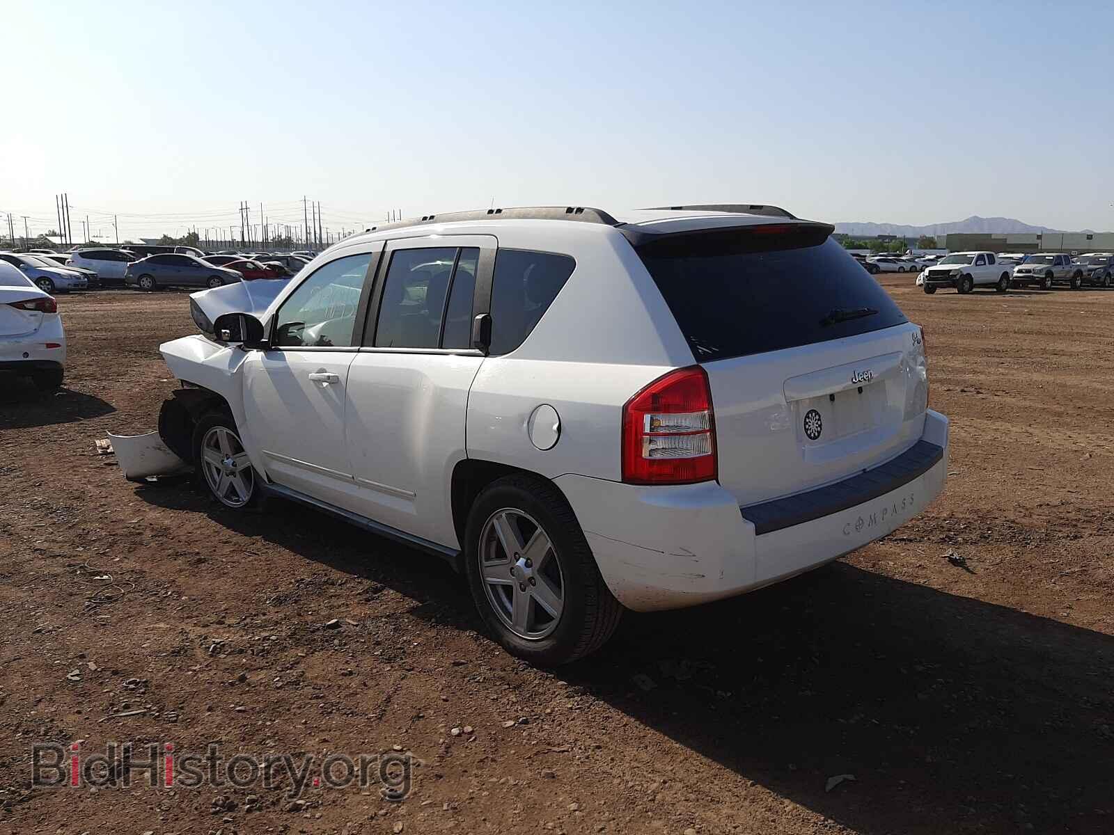 2010 JEEP COMPASS - VIN: 1J4NT4FB7AD601813 - Фото 3