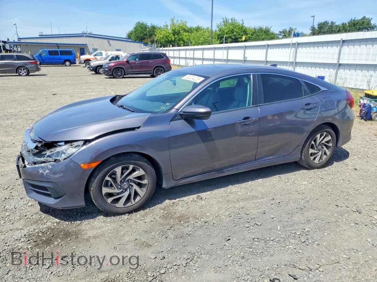 Photo 2HGFC2F73JH594440 - HONDA CIVIC 2018