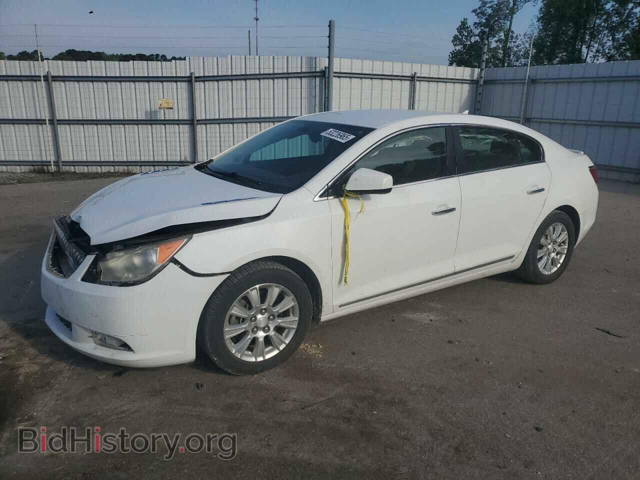 Photo 1G4GA5EC2BF338863 - BUICK LACROSSE 2011