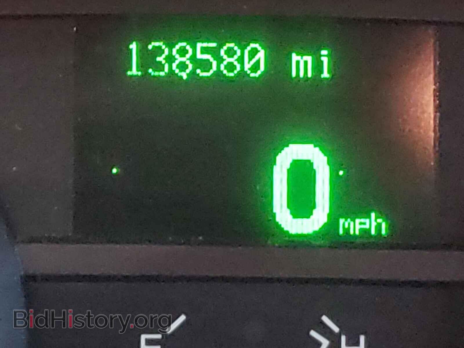 2011 FORD CROWN VIC - VIN: 2FABP7EV2BX161784 - Фото 8