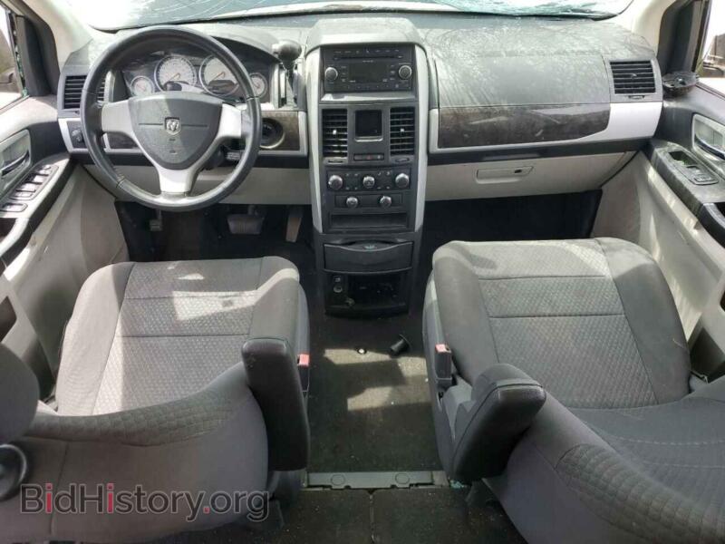 2010 Dodge CARAVAN (VIN 2D4RN5D14AR318125) — фото 8 из 13