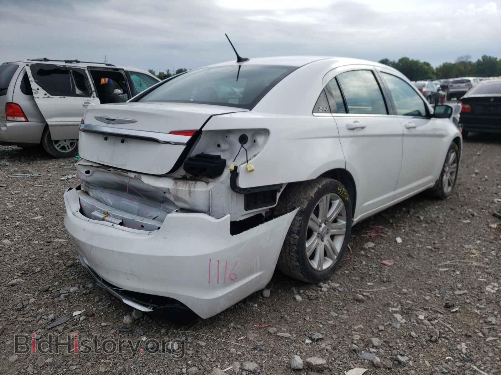 2013 CHRYSLER 200 - VIN: 1C3CCBBB7DN611669 - Фото 4