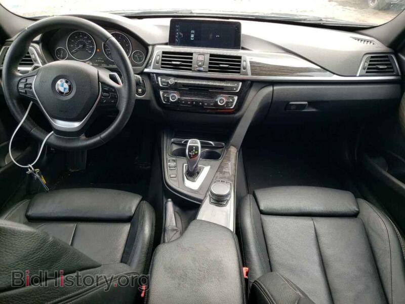 2017 BMW 3 SERIES (VIN WBA8B9C3XHK885022) — photo 8 of 13