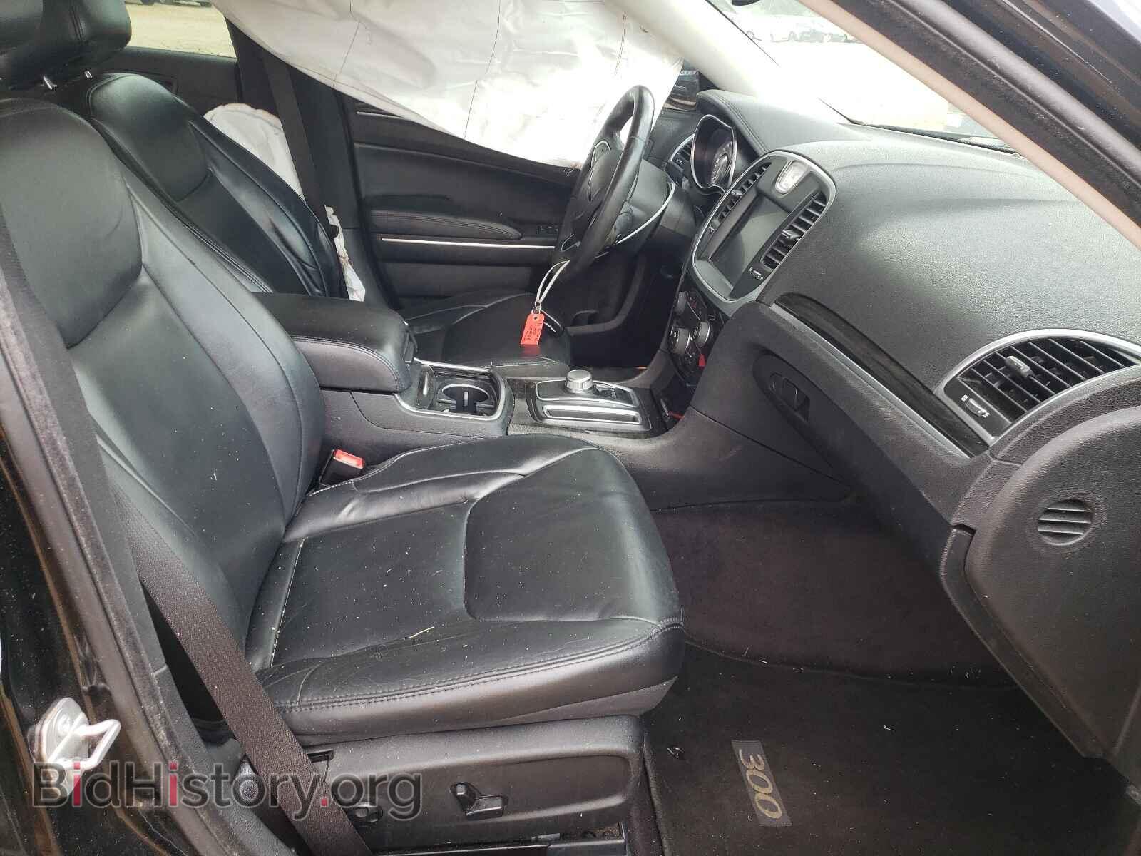 2016 CHRYSLER 300 - VIN: 2C3CCAAG7GH313773 - Фото 5