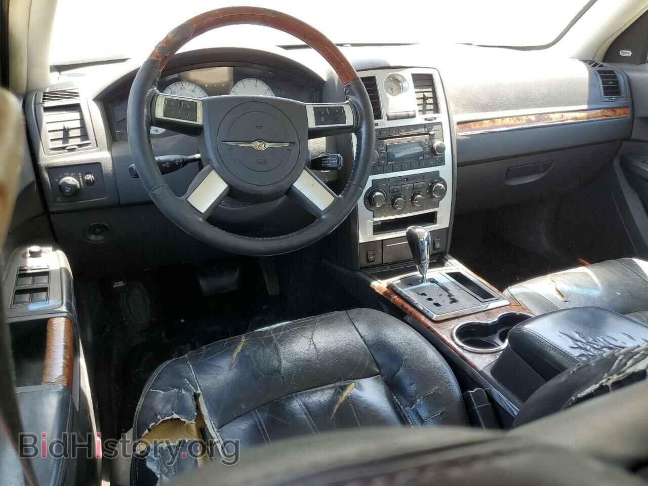2008 CHRYSLER 300 - VIN: 2C3KA63H38H132014 - Фото 8