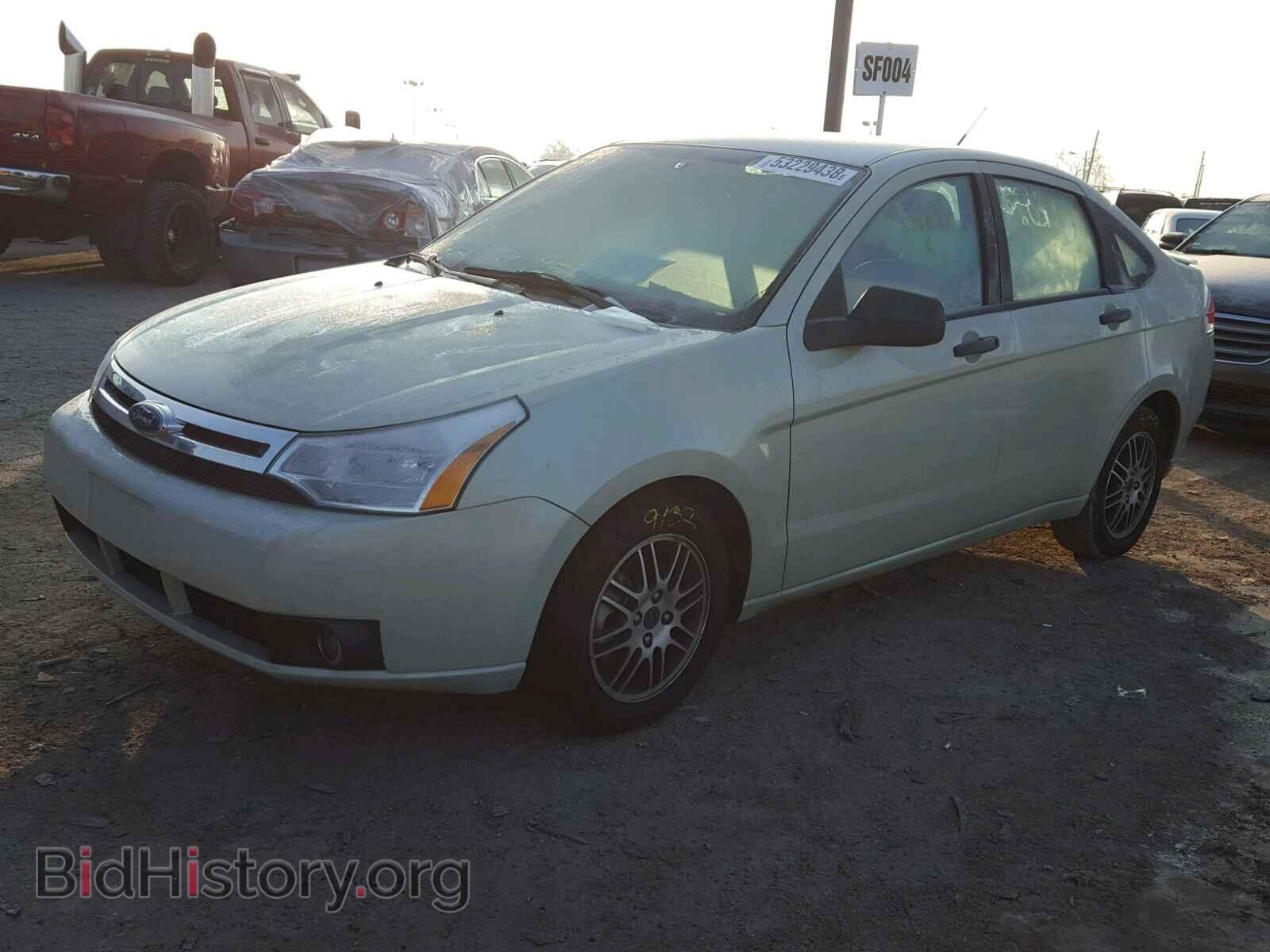 2010 FORD FOCUS - VIN: 1FAHP3FN0AW228703 - Фото 2
