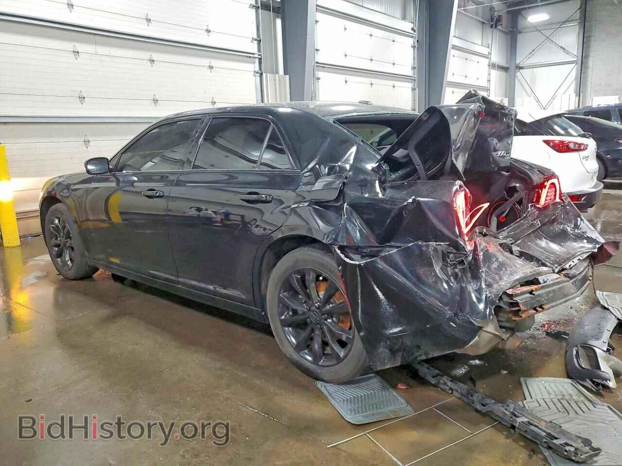 2014 CHRYSLER 300 - VIN: 2C3CCAGG7EH273649 - Photo 2