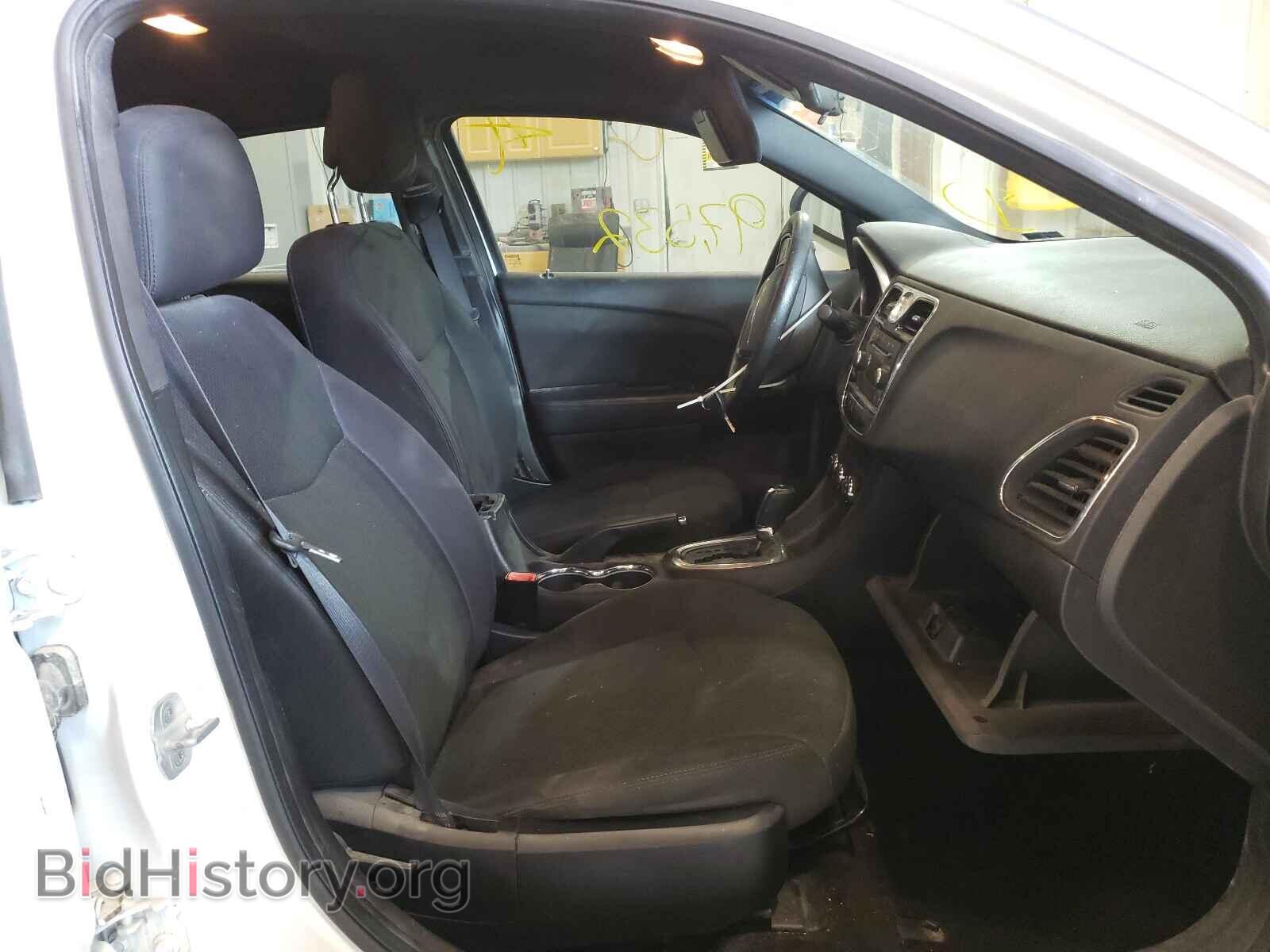 2012 CHRYSLER 200 - VIN: 1C3CCBAB9CN103803 - Photo 5