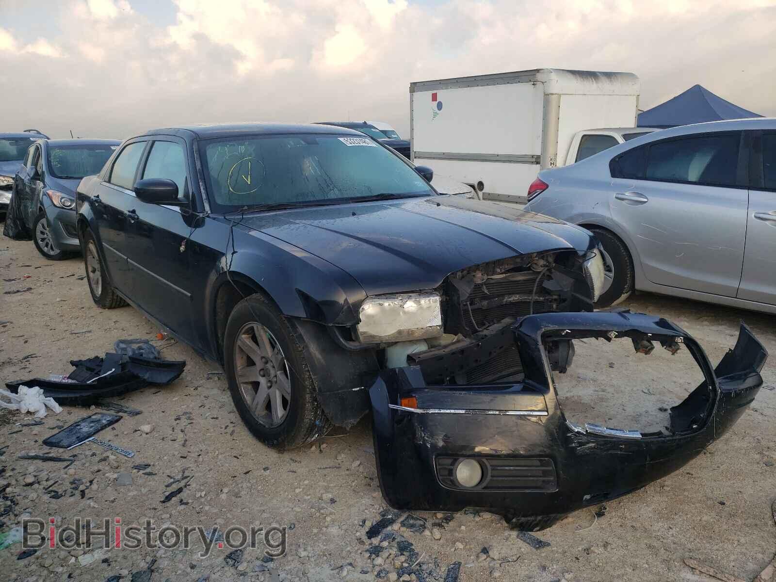 Фотография 2C3LA53G56H471540 - CHRYSLER 300 2006
