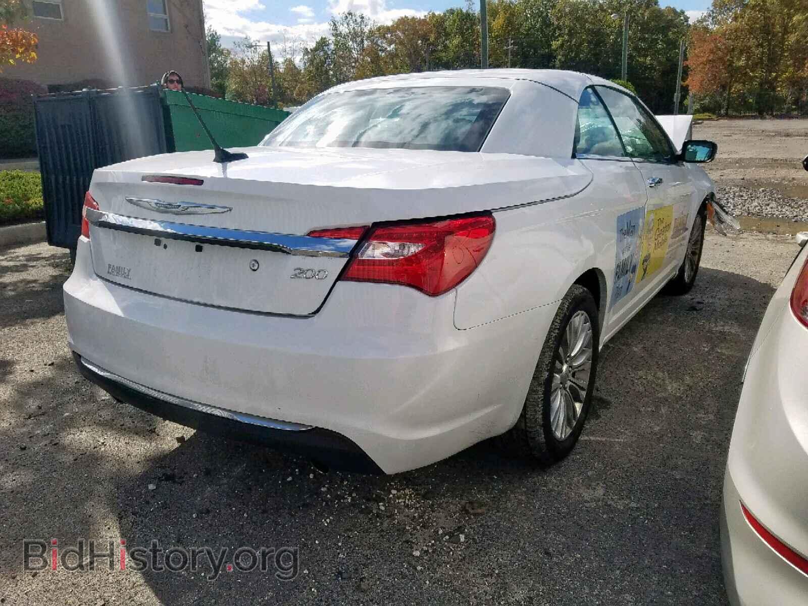 2012 CHRYSLER 200 - VIN: 1C3BCBFG2CN235186 - Фото 4