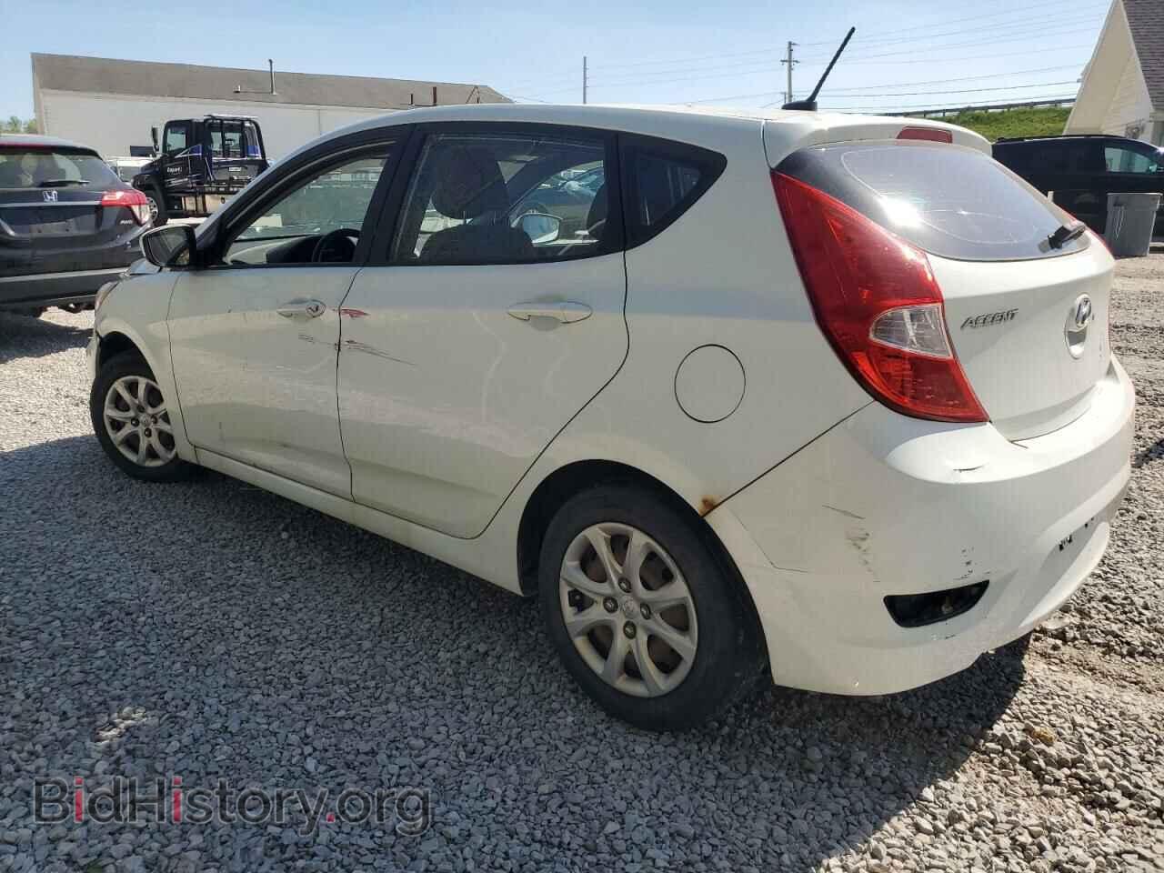 2013 HYUNDAI ACCENT - VIN: KMHCT5AE7DU085148 - Фото 2