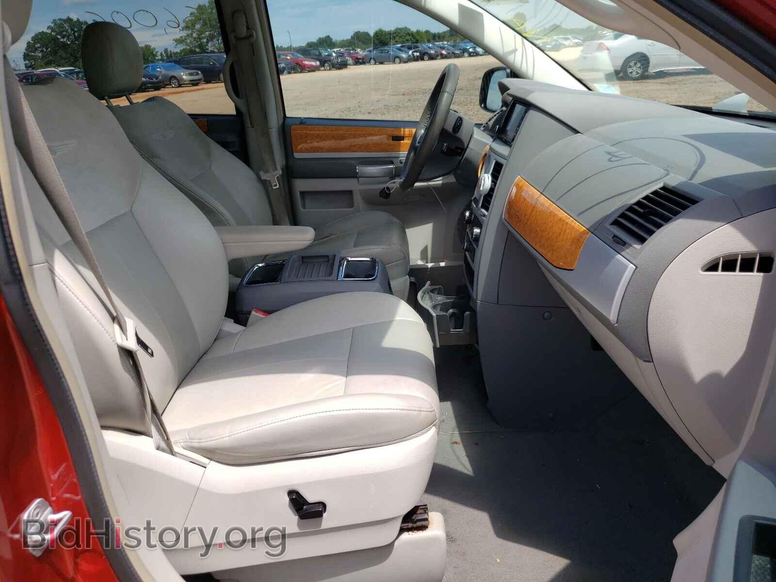 2008 CHRYSLER MINIVAN - VIN: 2A8HR64X38R736041 - Фото 5