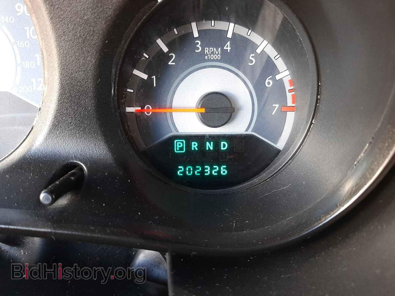 2012 CHRYSLER 200 - VIN: 1C3CCBAB8CN208302 - Фото 8