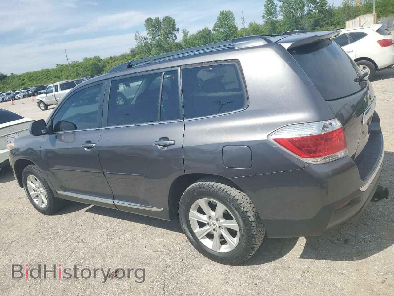 2013 TOYOTA HIGHLANDER - VIN: 5TDBK3EH4DS179858 - Фото 2
