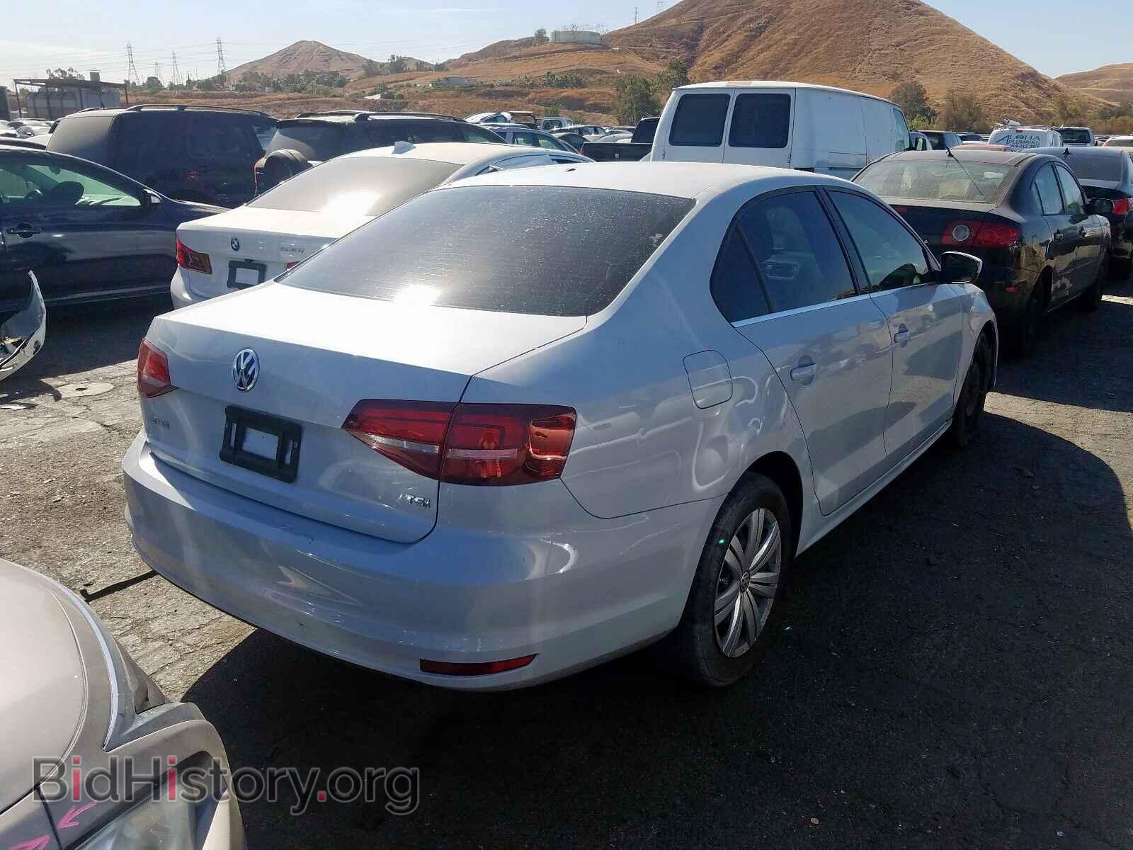 2017 VOLKSWAGEN JETTA - VIN: 3VW2B7AJ6HM371513 - Фото 4
