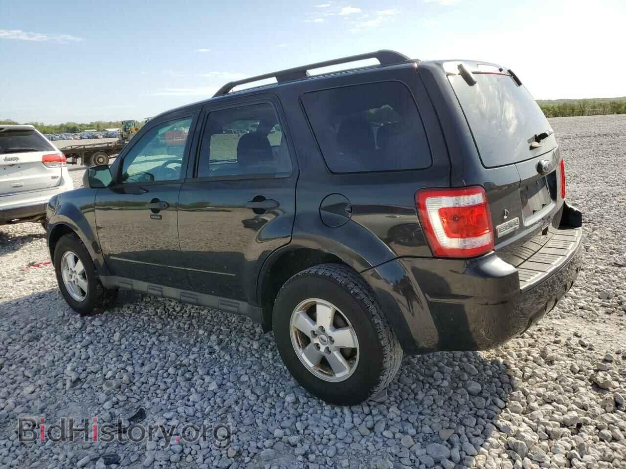 2011 FORD ESCAPE - VIN: 1FMCU0D72BKC40405 - Фото 2