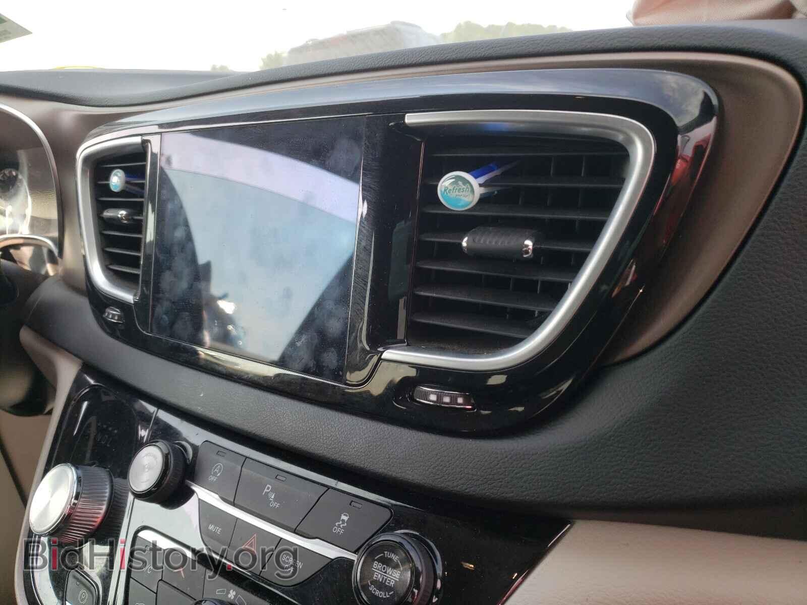 2018 CHRYSLER PACIFICA - VIN: 2C4RC1EGXJR289552 - Фото 9