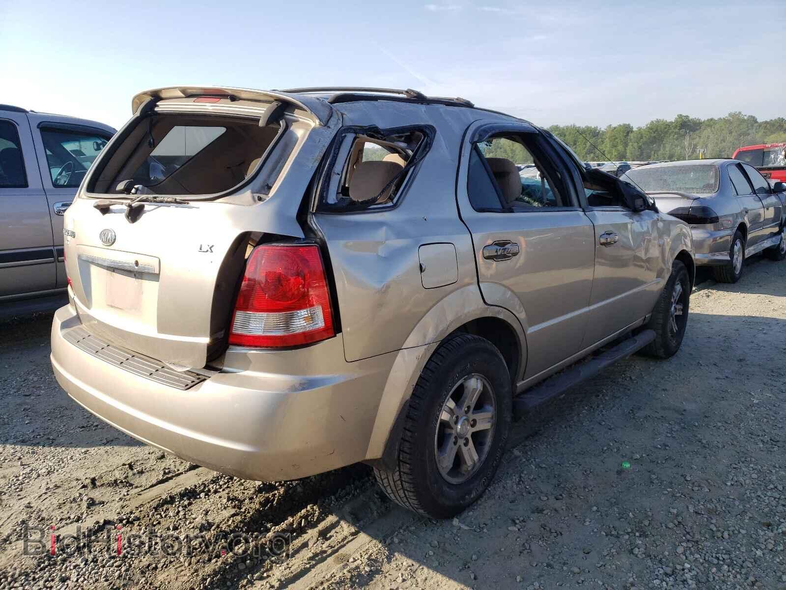 2006 KIA SORENTO - VIN: KNDJD733665641253 - Фото 4