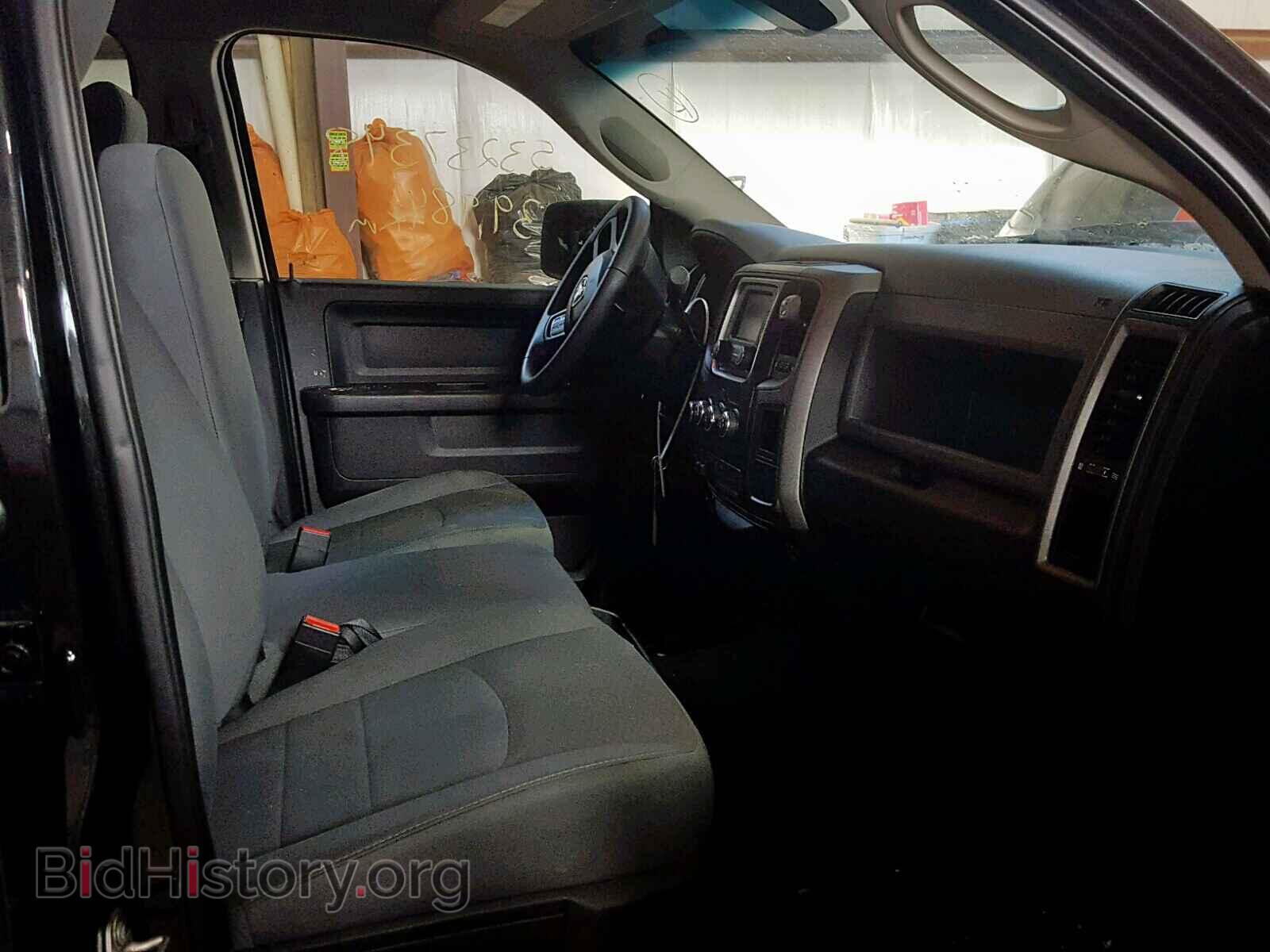 2017 RAM 1500 ST - VIN: 3C6RR7KTXHG774400 - Фото 5