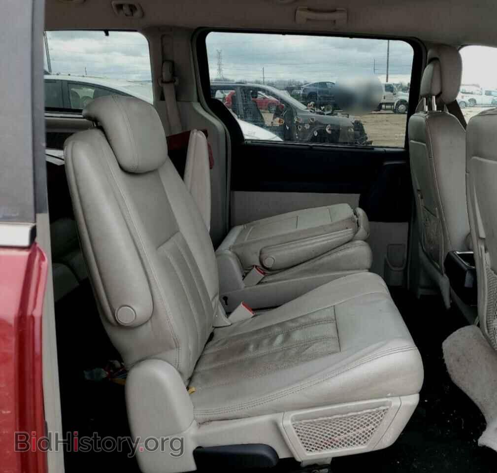 2010 CHRYSLER MINIVAN - VIN: 2A4RR8DX8AR398997 - Фото 10