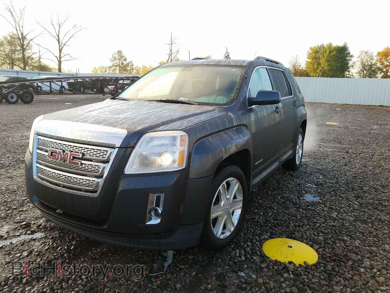 2010 GMC TERRAIN - VIN: 2CTFLEEWXA6362443 - Photo 2