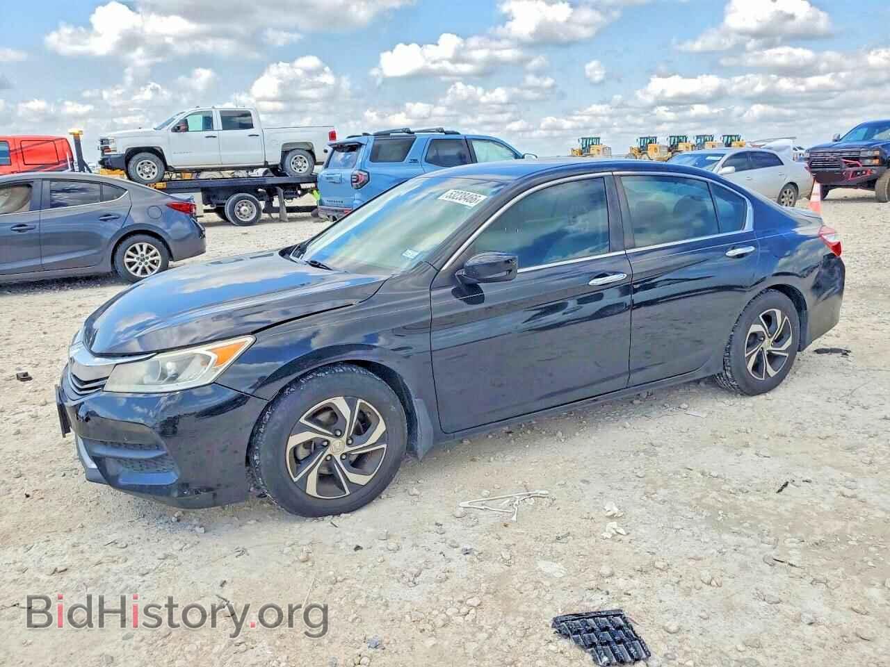 Фотография 1HGCR2F3XHA082567 - HONDA ACCORD 2017