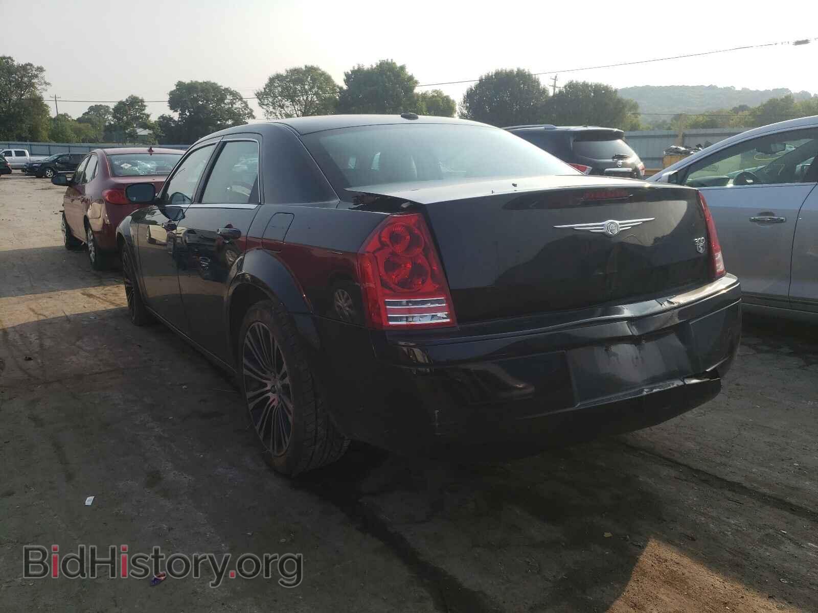 2010 CHRYSLER 300 - VIN: 2C3CA2CV7AH328823 - Фото 3