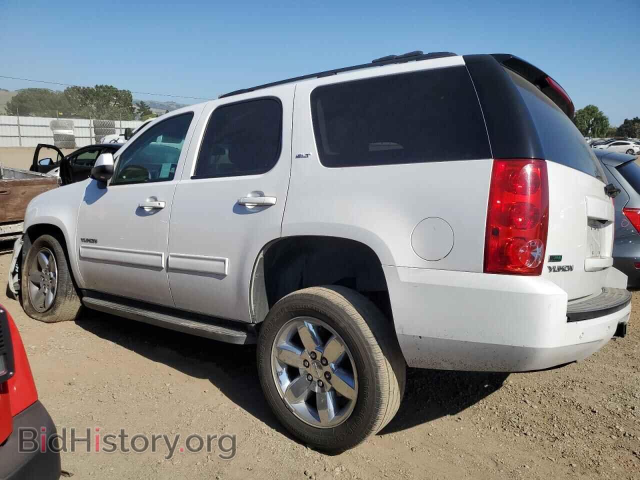 2012 GMC YUKON - VIN: 1GKS1CE02CR254507 - Photo 2