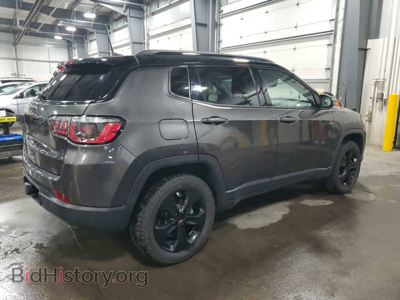 2018 JEEP COMPASS - VIN: 3C4NJDBB8JT304500 - Фото 3