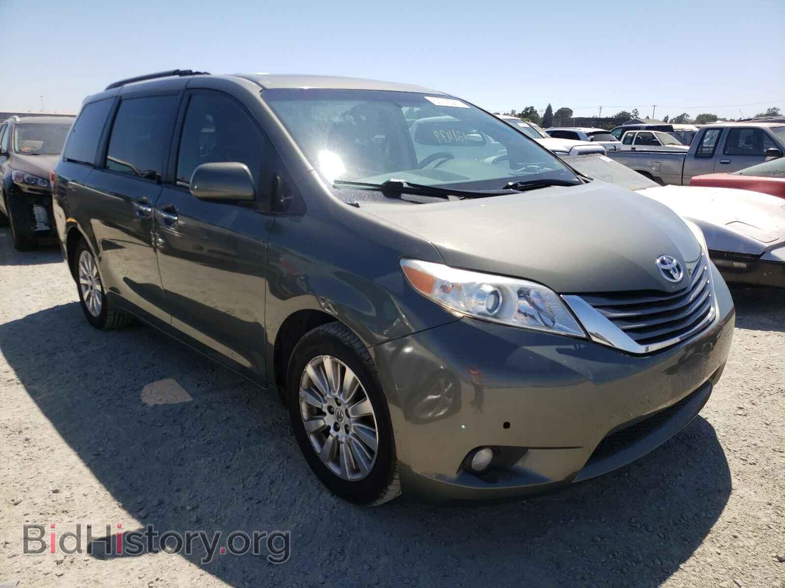 Фотография 5TDDK3DC1CS037934 - TOYOTA SIENNA 2012