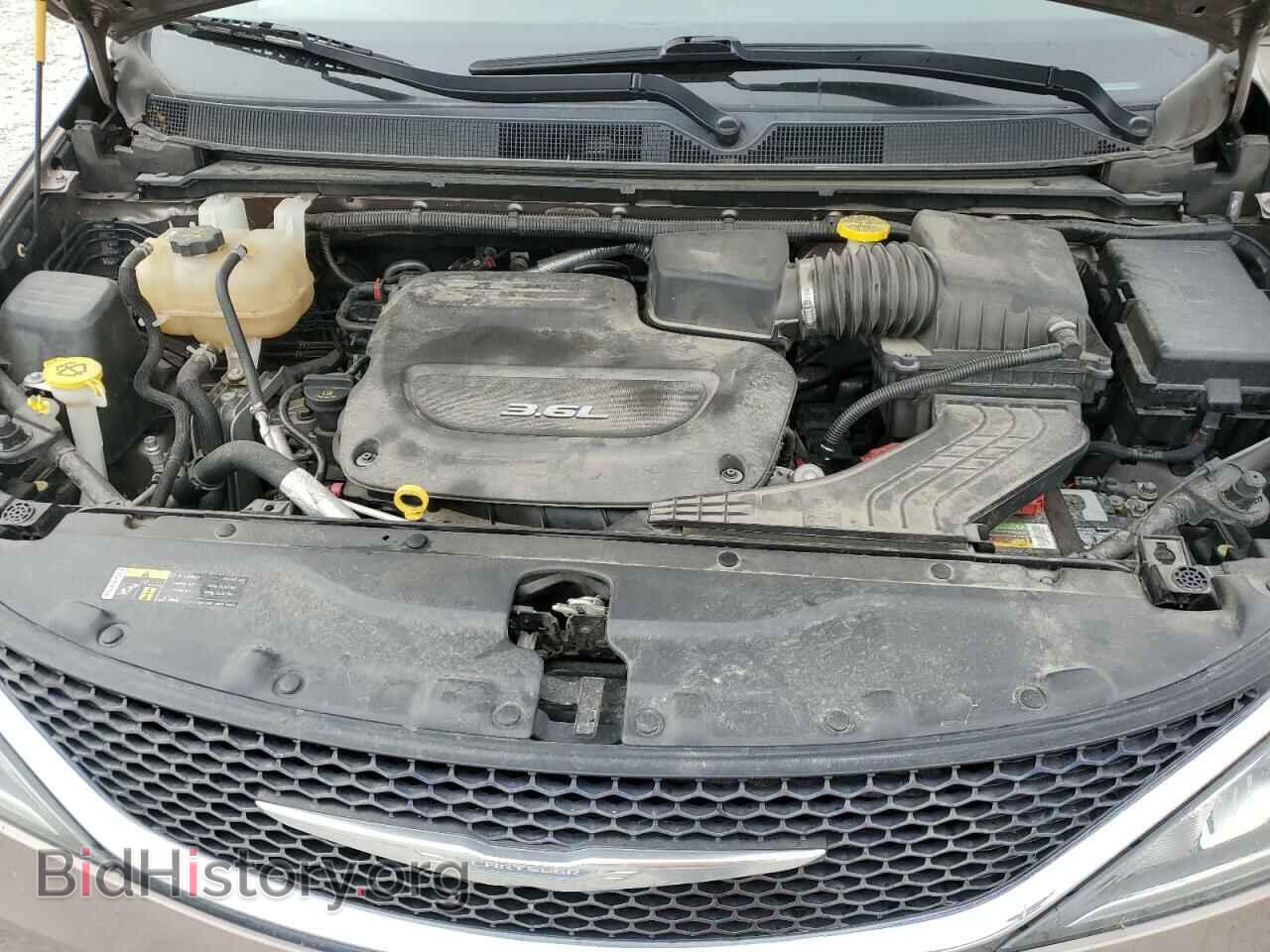 2017 CHRYSLER PACIFICA - VIN: 2C4RC1BGXHR584388 - Фото 12