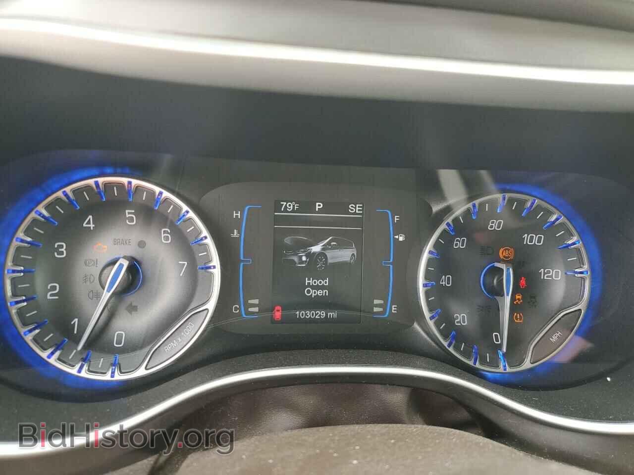 2017 CHRYSLER PACIFICA - VIN: 2C4RC1BGXHR584388 - Фото 9