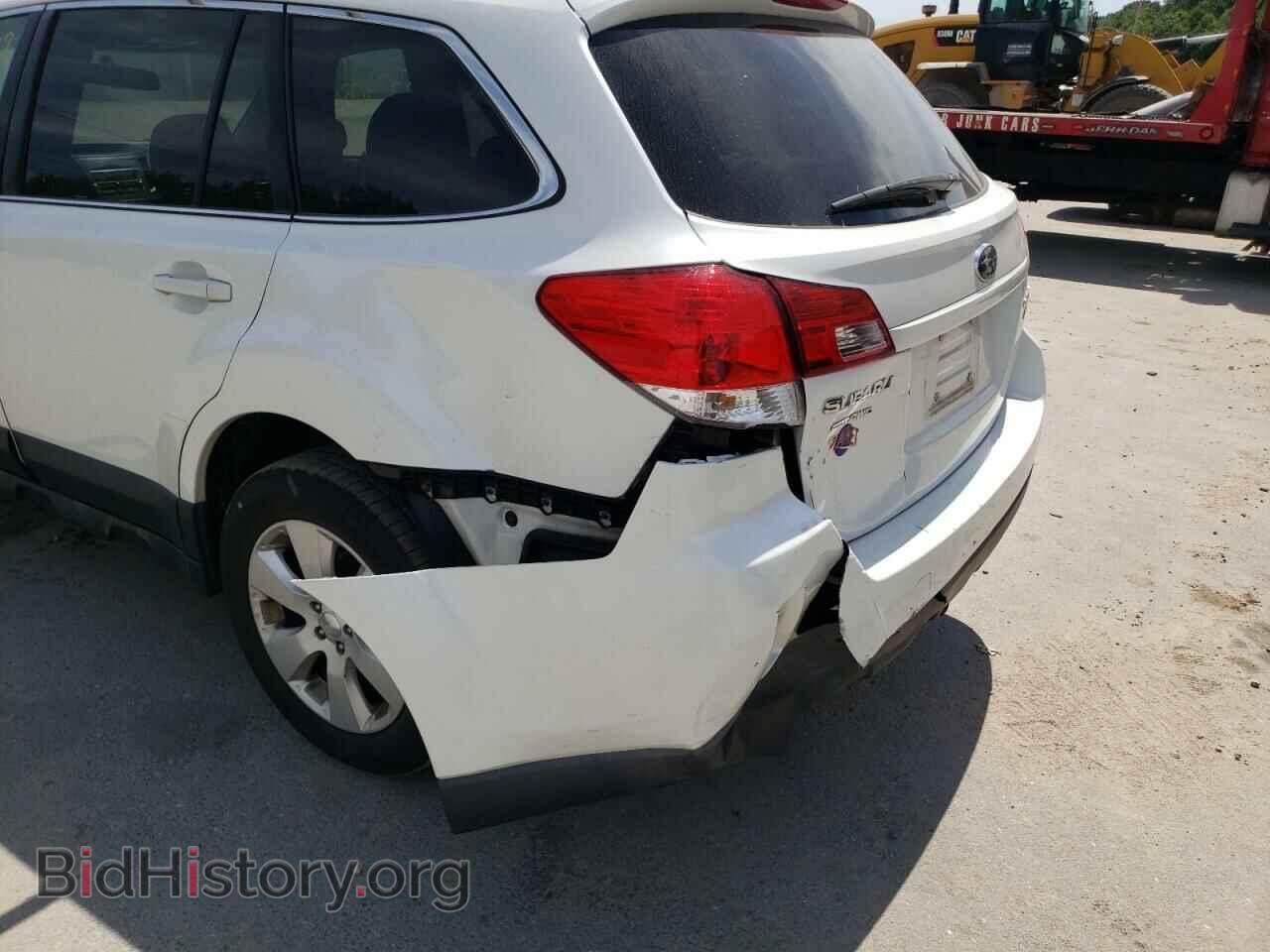 2011 SUBARU OUTBACK - VIN: 4S4BRBCC9B3310693 - Photo 9