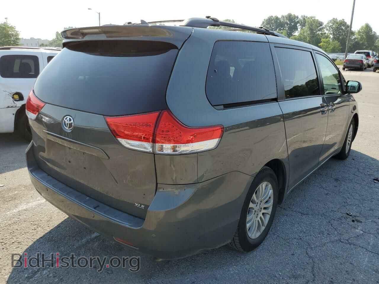 2011 TOYOTA SIENNA - VIN: 5TDYK3DC1BS045192 - Фото 4