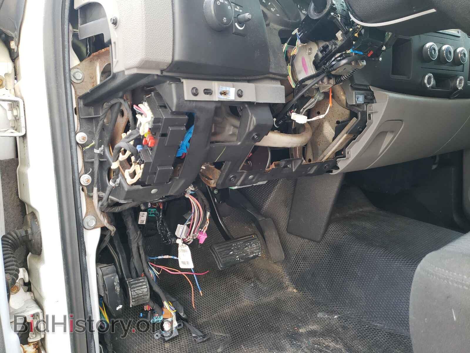 2011 CHEVROLET SILVERADO - VIN: 1GCNCPEX2BZ161234 - Фото 9