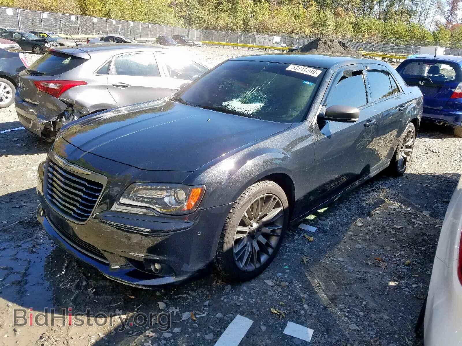 2014 CHRYSLER 300 - VIN: 2C3CCADG0EH235782 - Фото 2