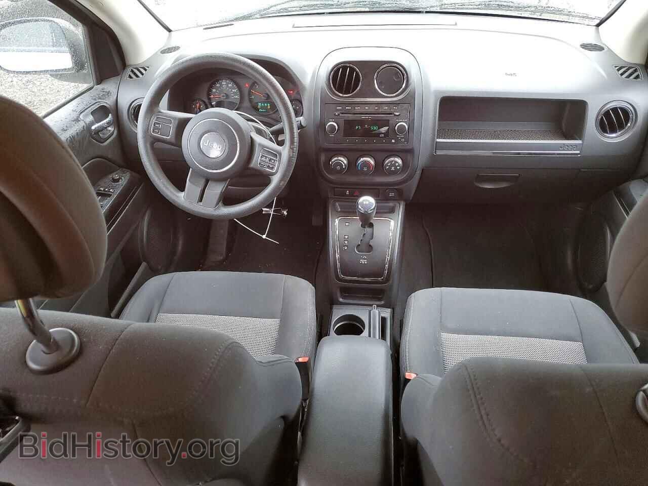 2011 JEEP COMPASS - VIN: 1J4NT1FA4BD215762 - Photo 8