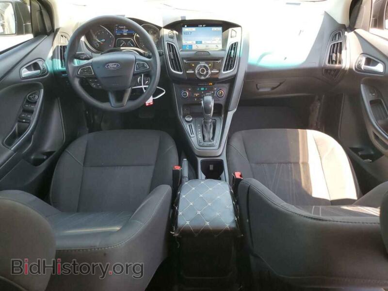 2017 Ford FOCUS (VIN 1FADP3M26HL338108) — photo 8 of 14