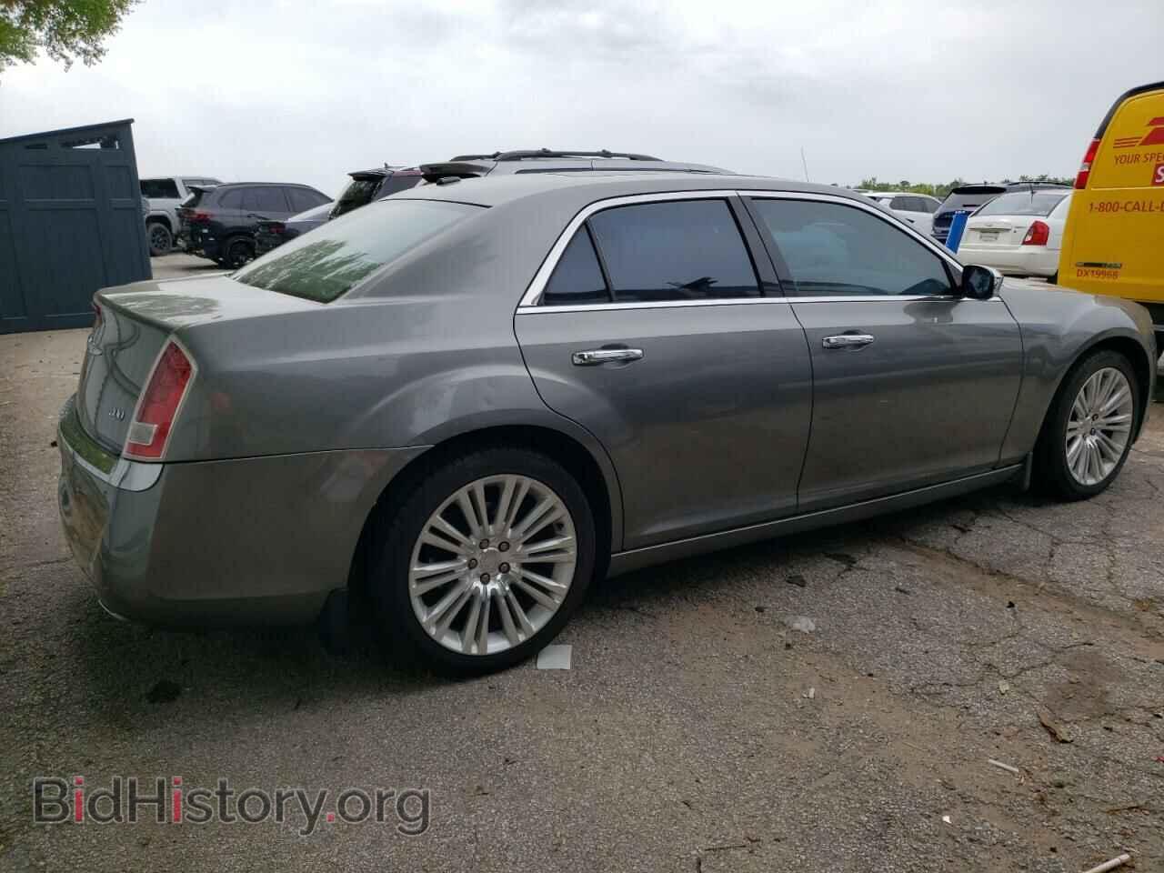 2011 CHRYSLER 300 - VIN: 2C3CA5CG4BH523847 - Фото 3