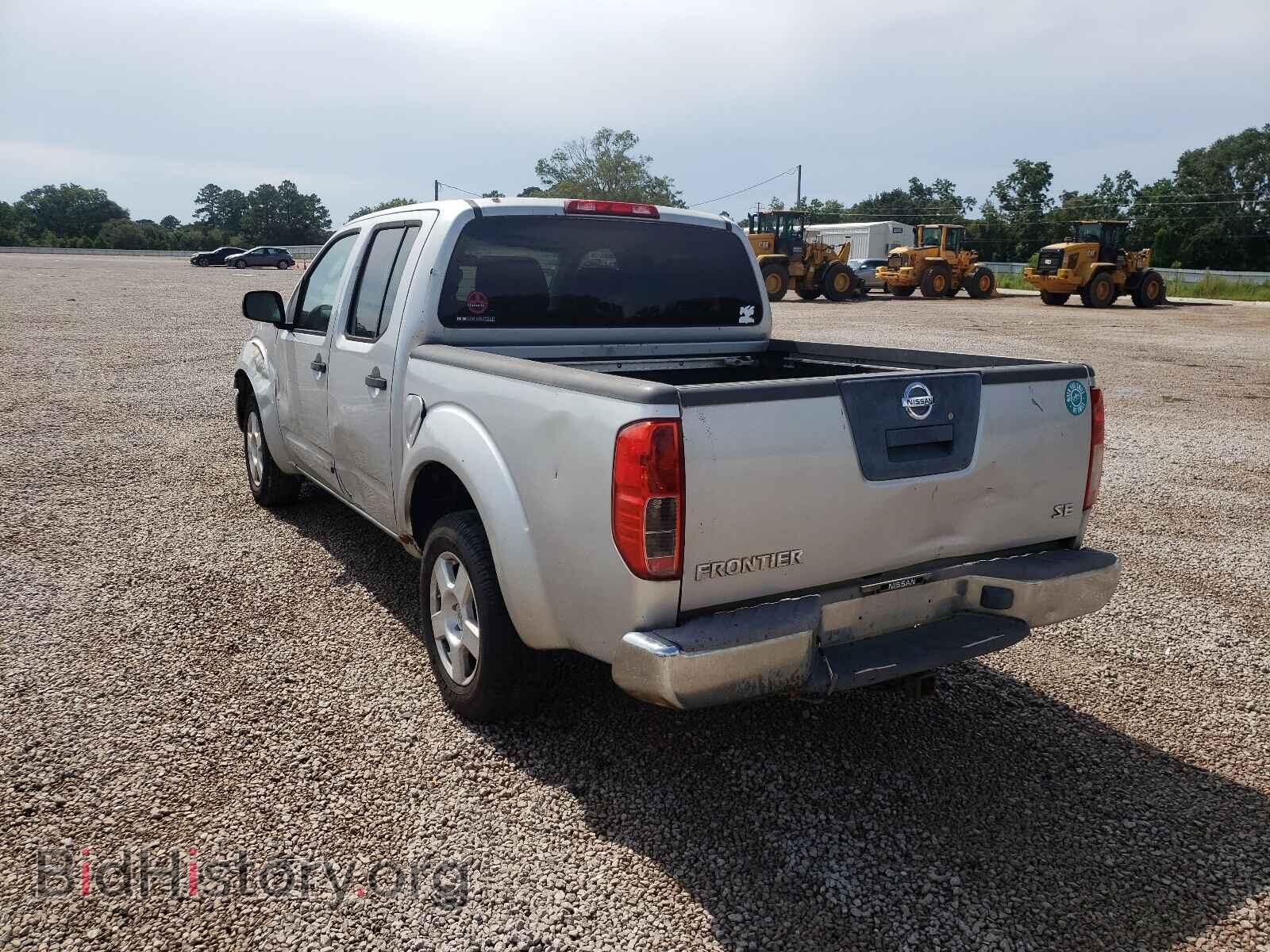 2007 NISSAN FRONTIER - VIN: 1N6AD07U87C439938 - Фото 3