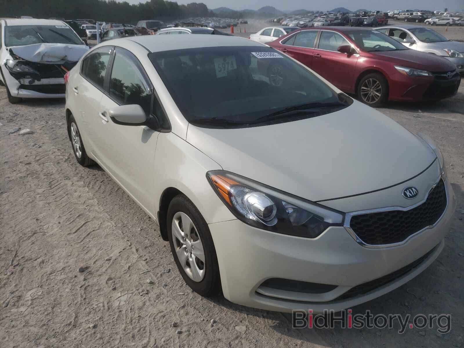 Фотография KNAFK4A61F5403881 - KIA FORTE 2015