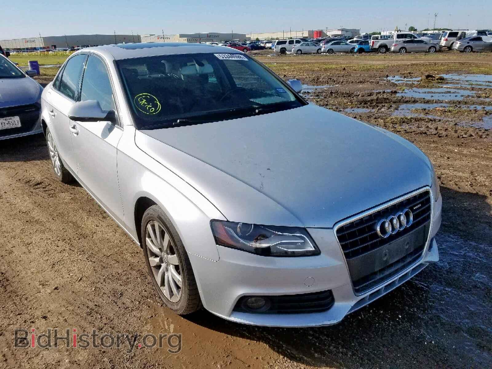 Фотография WAUFFAFL0AN024123 - AUDI A4 2010
