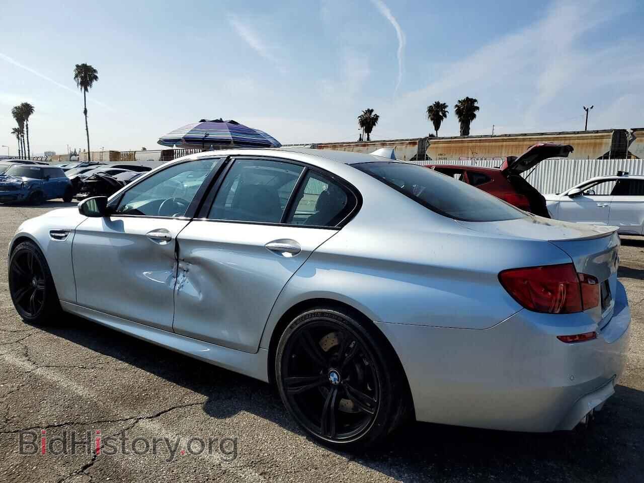 2013 BMW M5 - VIN: WBSFV9C57DD095686 - Фото 2