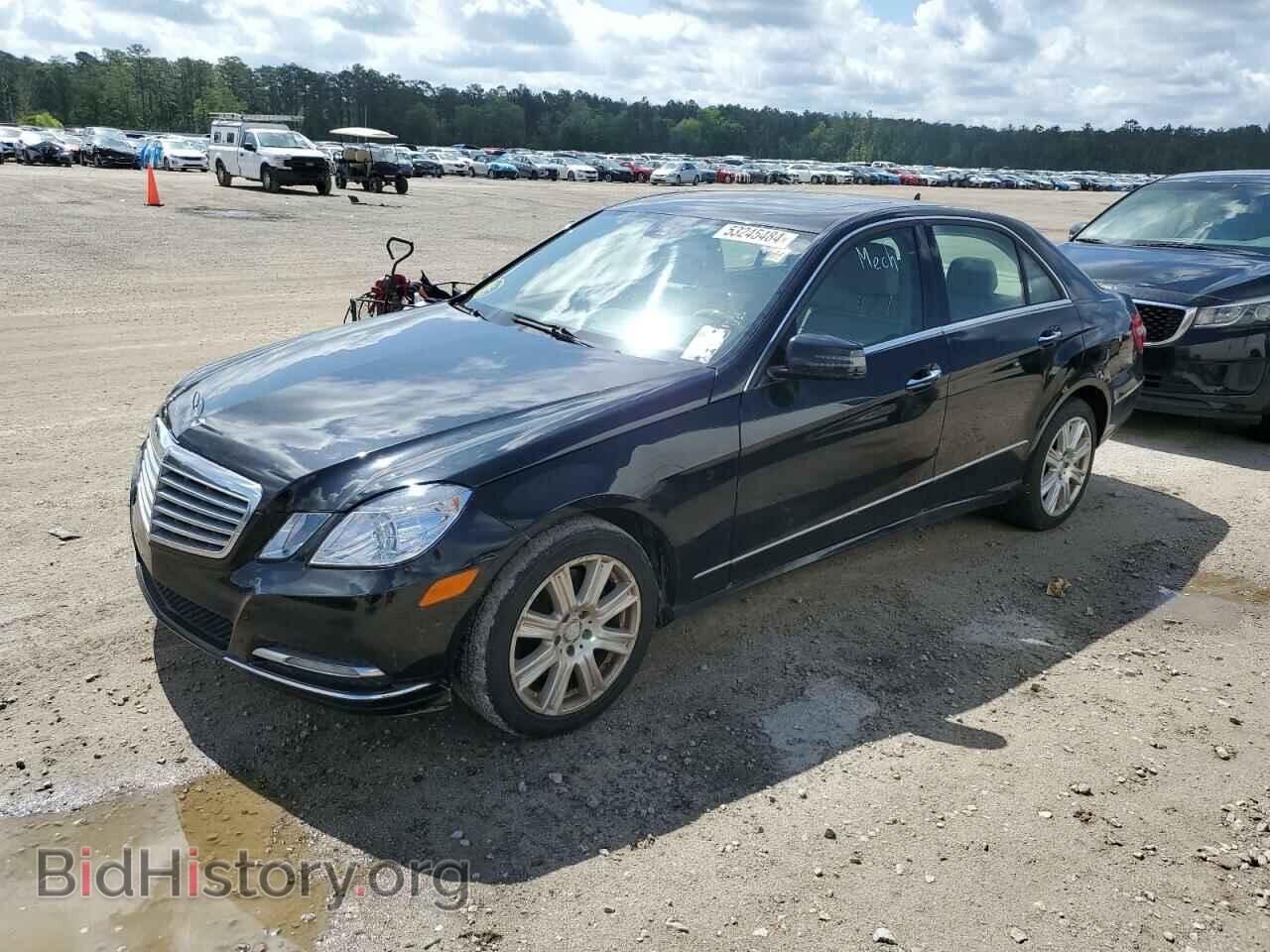 Photo WDDHF5KB2DA680339 - MERCEDES-BENZ E-CLASS 2013