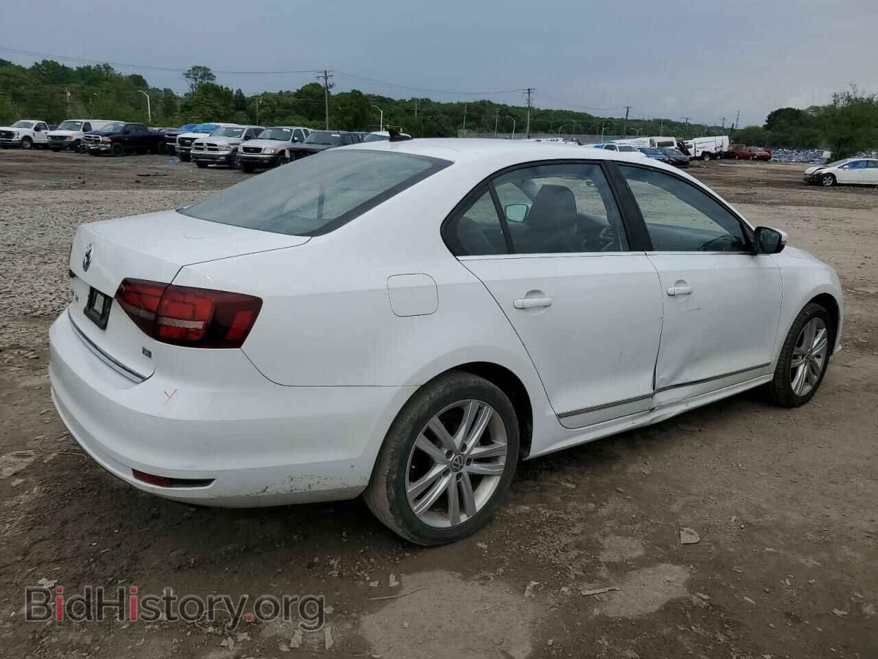 2017 VOLKSWAGEN JETTA - VIN: 3VWL17AJ1HM394446 - Фото 3
