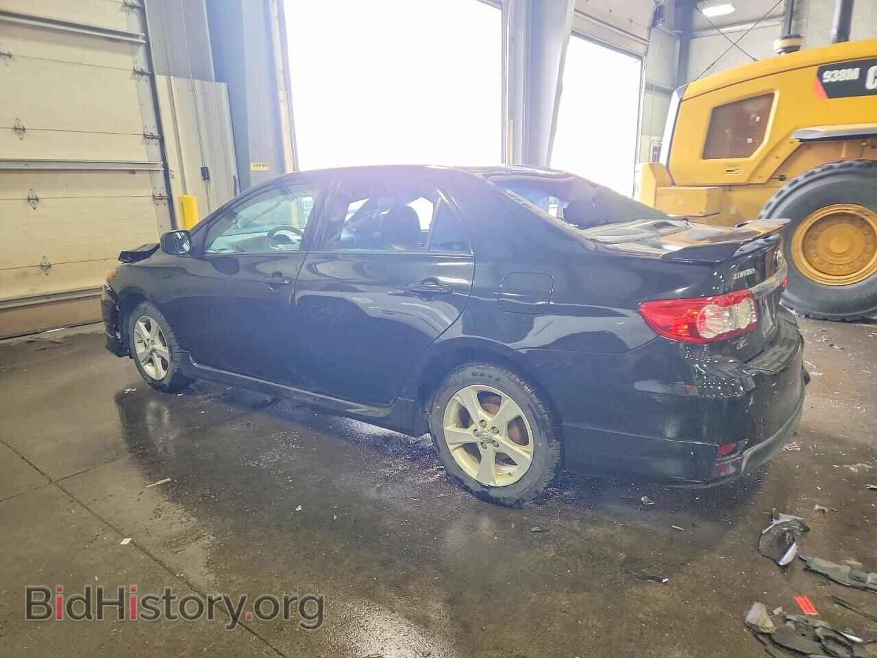 2011 TOYOTA COROLLA - VIN: 2T1BU4EE7BC716685 - Фото 2