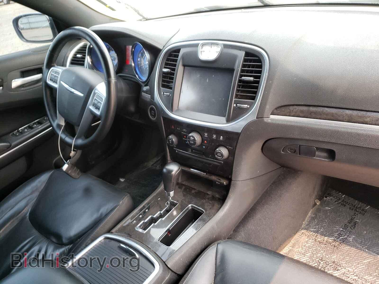 2011 CHRYSLER 300 - VIN: 2C3CA5CG6BH598873 - Фото 9