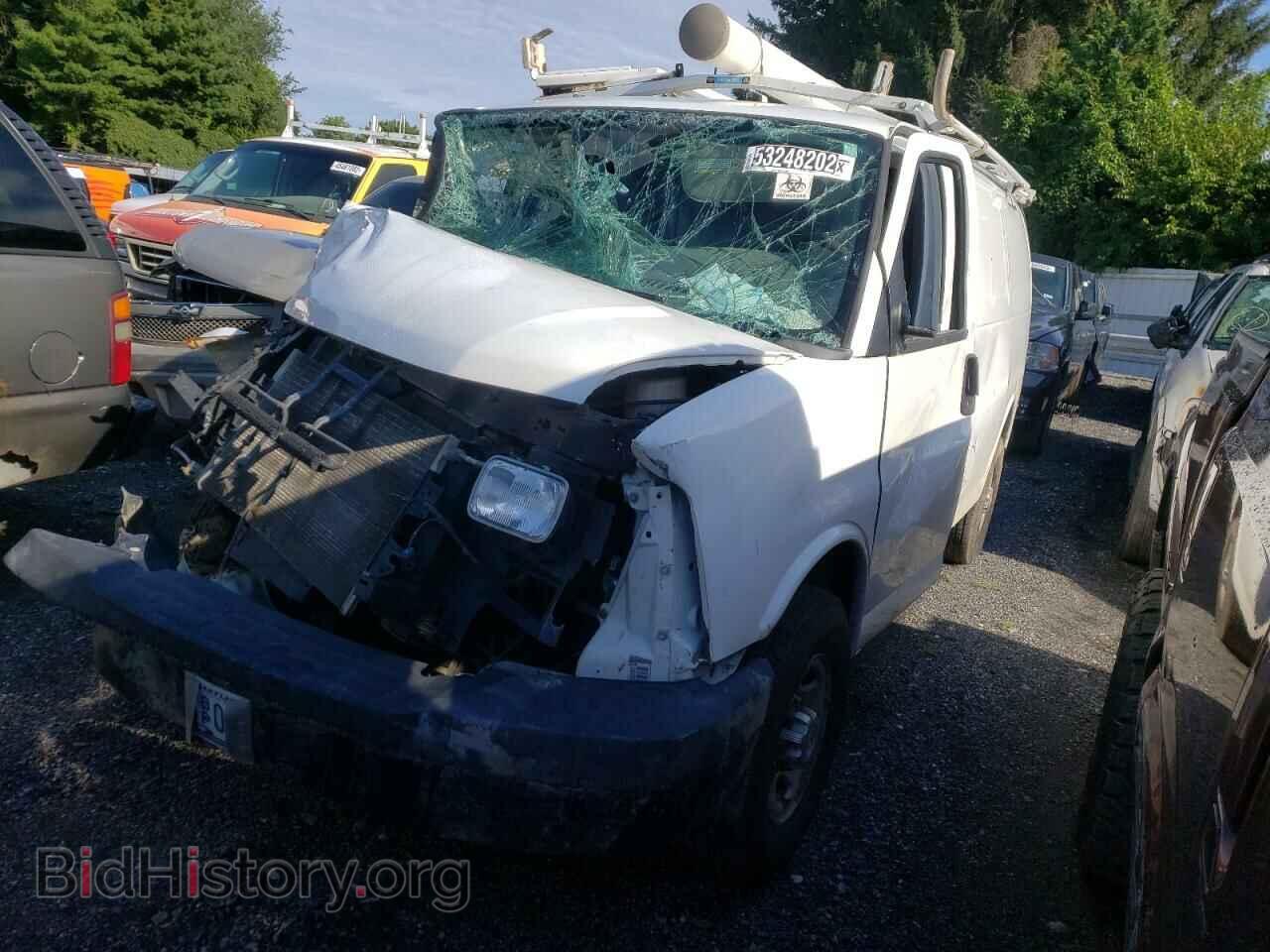 2014 CHEVROLET EXPRESS - VIN: 1GCWGFCA5E1205196 - Фото 2