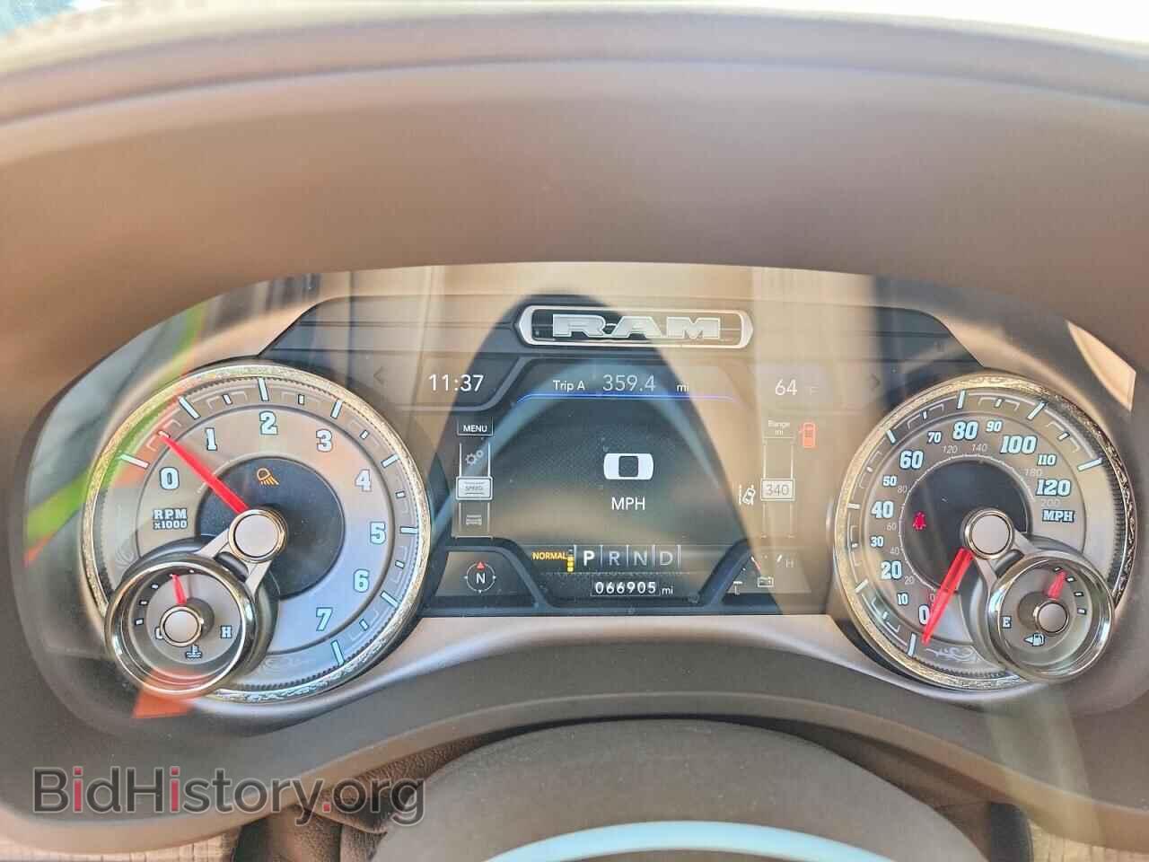 2019 RAM 1500 - VIN: 1C6SRFST9KN613157 - Фото 9